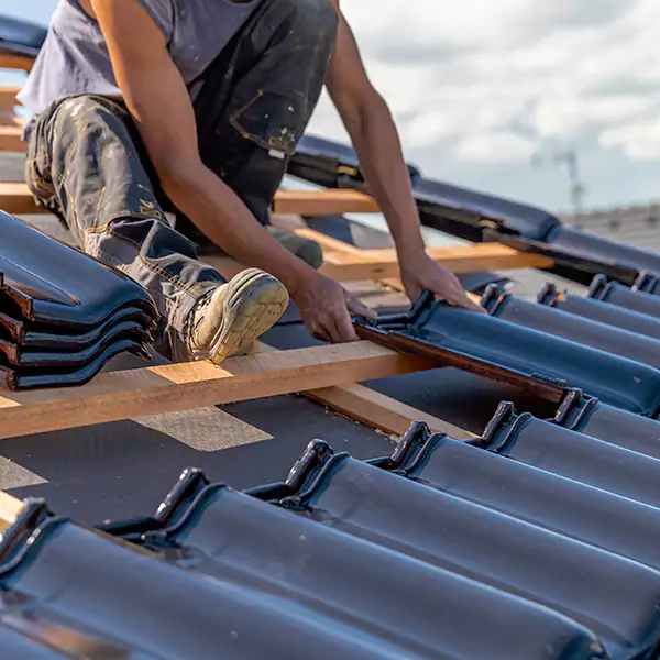 Why Ossining Homeowners Choose Ossining Roofing Contractor for Roof and Gutter Repair?