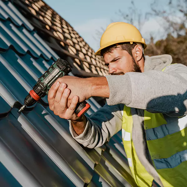 Why Ossining Homeowners Choose Ossining Roofing Contractor for Steel Roof Repair Service?